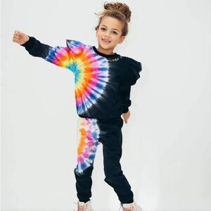 RAINBOW TIE DYE RUFFLE SET